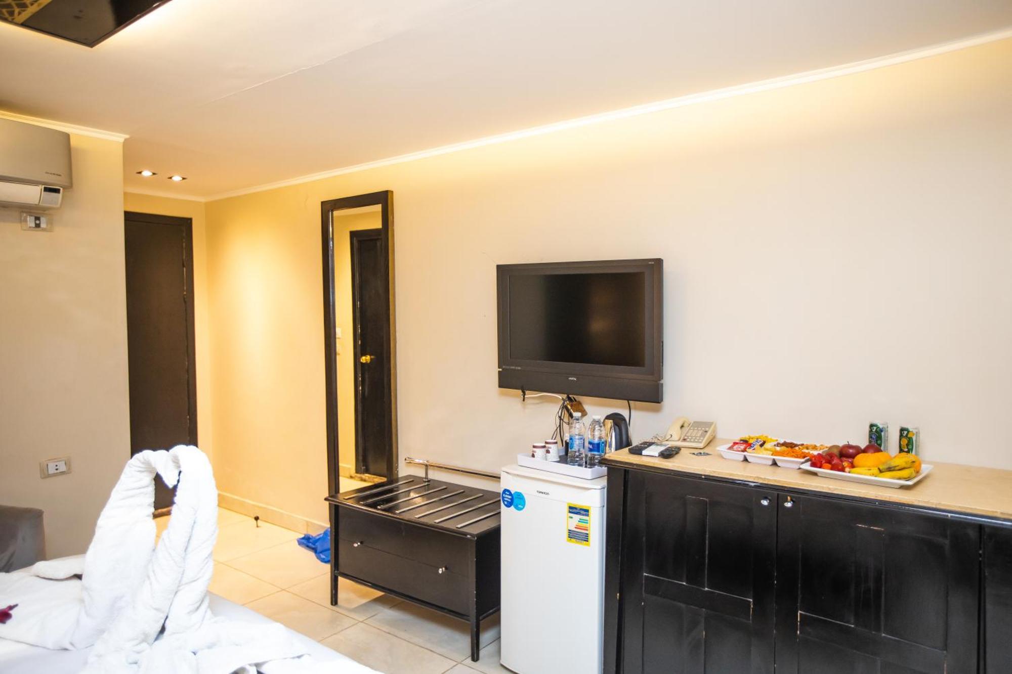 Comfort Giza Inn View Al Kawm al Akhdar ภายนอก รูปภาพ
