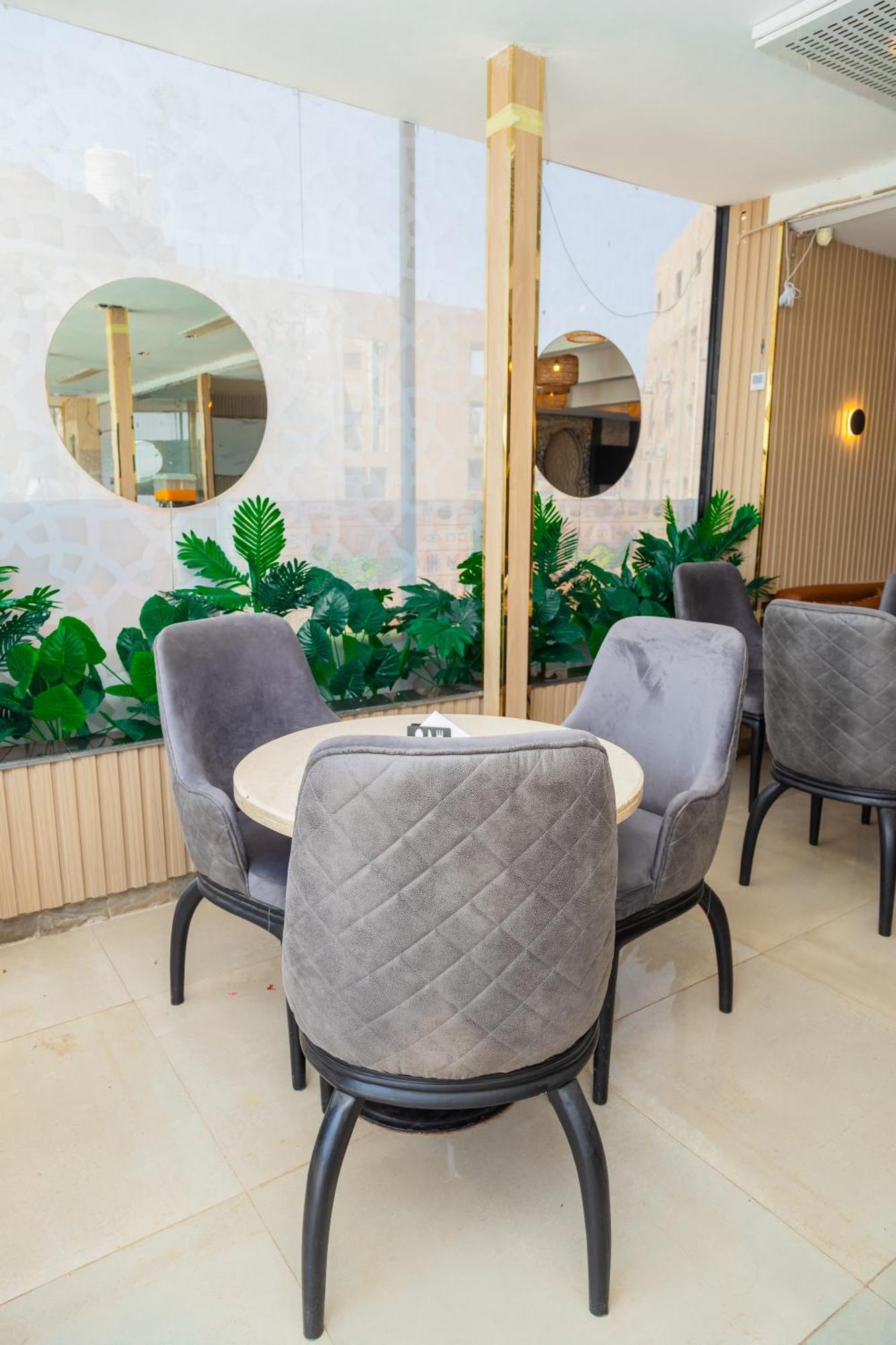 Comfort Giza Inn View Al Kawm al Akhdar ภายนอก รูปภาพ